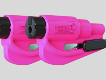 Emergency Keychain Rescue Tool for Automotive Safety